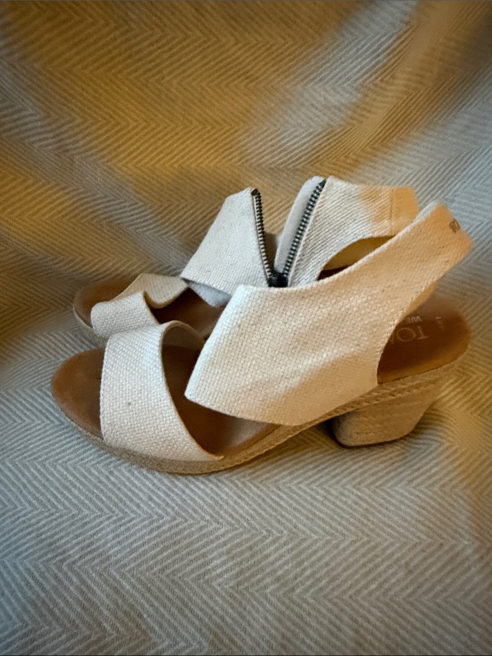 Toms Cream Canvas Espadrille Wedge Sandals with Ankle Zip